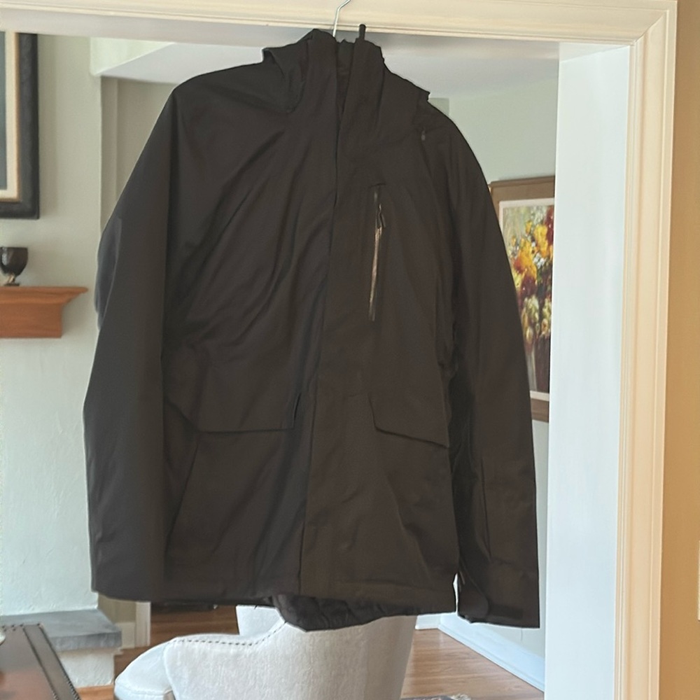 North Face Women’s LARGE Tri-Climate Coat - EXCELLENT Condition